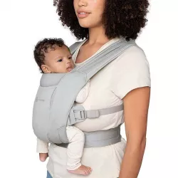 Porta-bebés Ergobaby Embrace Soft Air Mesh com conjunto de oferta