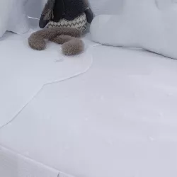 Colcha y Protector de cuna 140x70 Uzturre Adriana