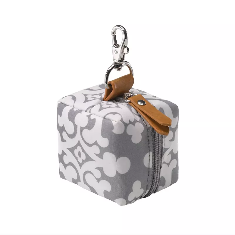 Porta-chupetas almofadado Petunia Brakfast in Berkshire