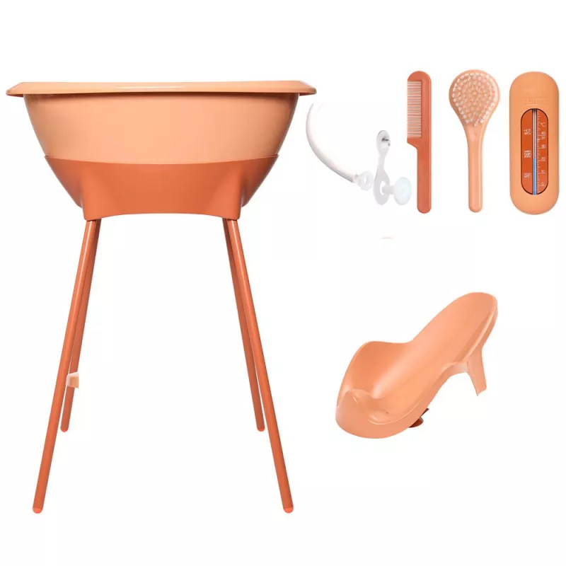 Banheira LUMA com conjunto de higiene e assento de banho