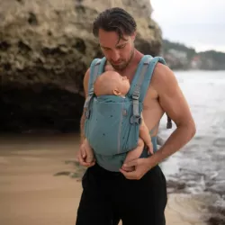 Porta-bebés Love & Carry ONE com garrafa térmica