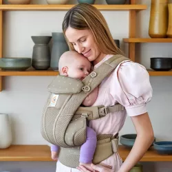 Porta-bebés Ergobaby Omni Soft Diamond com capa impermeável