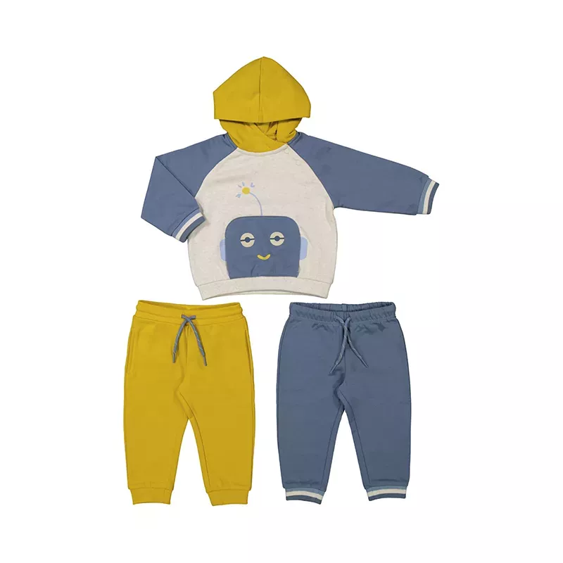 Fato de treino Mayoral combinado com 2 calças