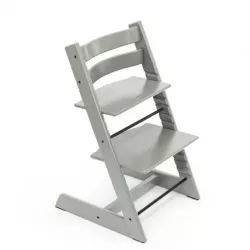 Cadeira alta Stokke Tripp Trapp com conjunto de oferta para bebé