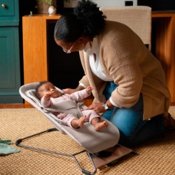 Rede de descanso Uppababy Mira com brinquedo e bola