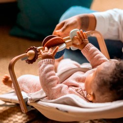 Rede de descanso Uppababy Mira com brinquedo e bola