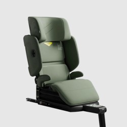 Cadeira auto Axkid UP com 3 acessórios de proteção