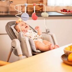 Trona Chicco Polly Armonia con arco de juego