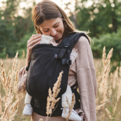 Mochila Portabebés Love & Carry ONE con funda cobertor