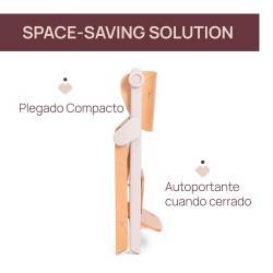 Cadeira alta Chicco Meraviglia com utensílios de mesa