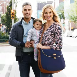 Bolso Skip Hop Curve Black