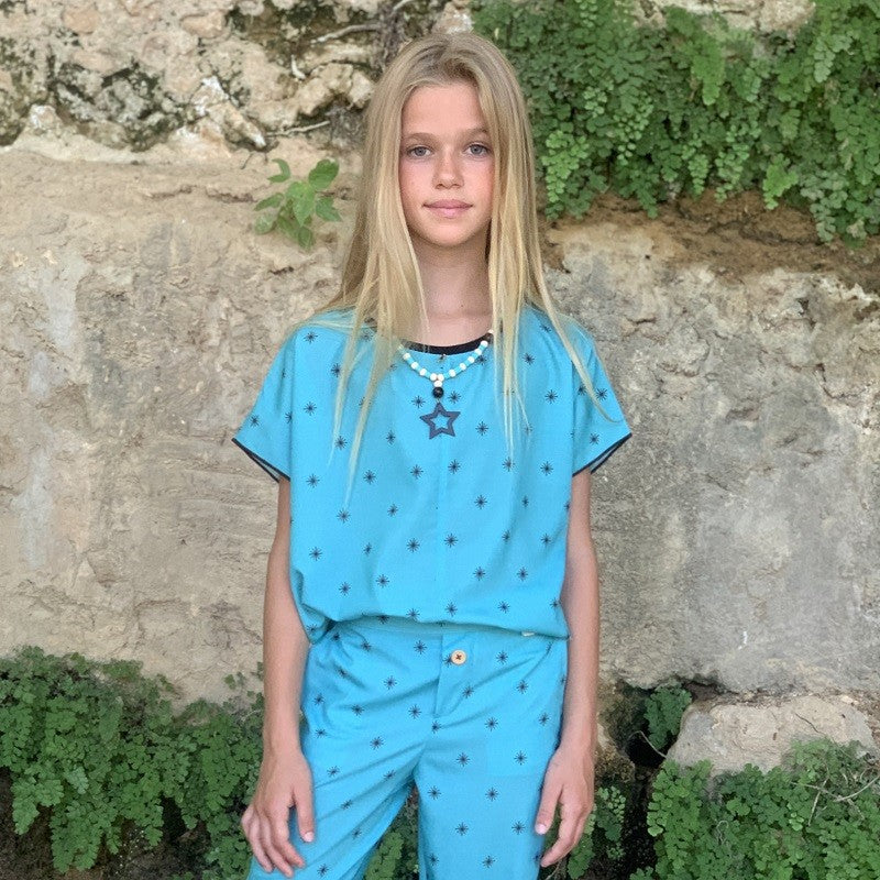 Blusa Pilar Batanero oversize estrellas