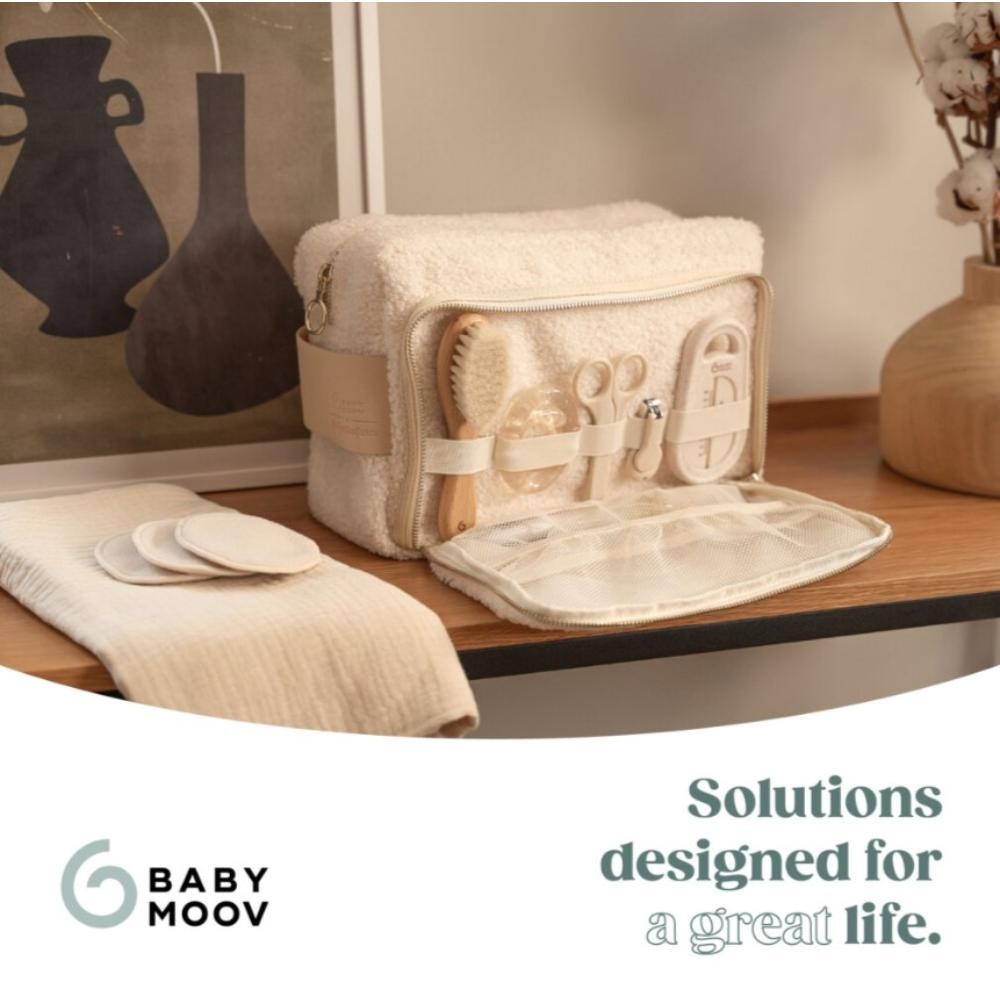 Neceser de higiene Babymoov para cuidado del bebe Curl White