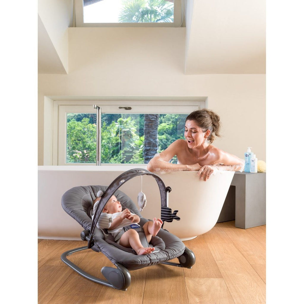 Hamaca Chicco HOOPLA con reductor y arco de juego hasta 18Kg