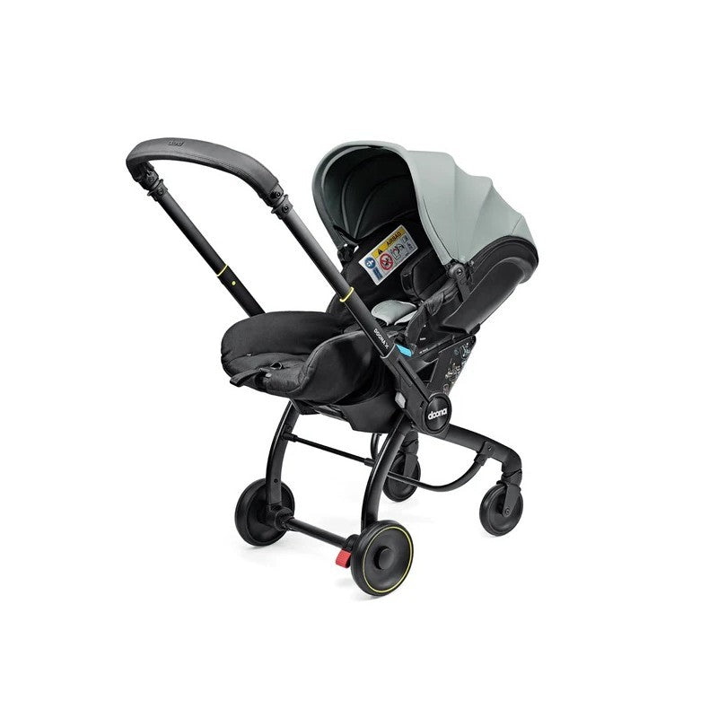 Silla Auto y Paseo Doona X con 3 posiciones de reclinacion