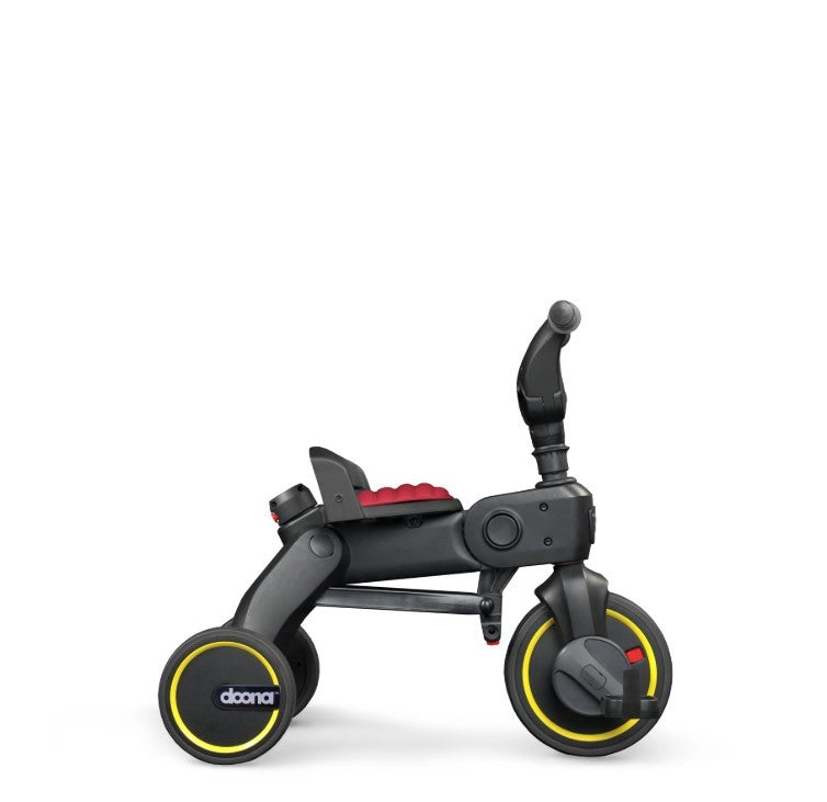 Triciclo 5 en 1 Doona LIKI TRIKE S3 con bolso y protector de arneses peso 6,7Kg.