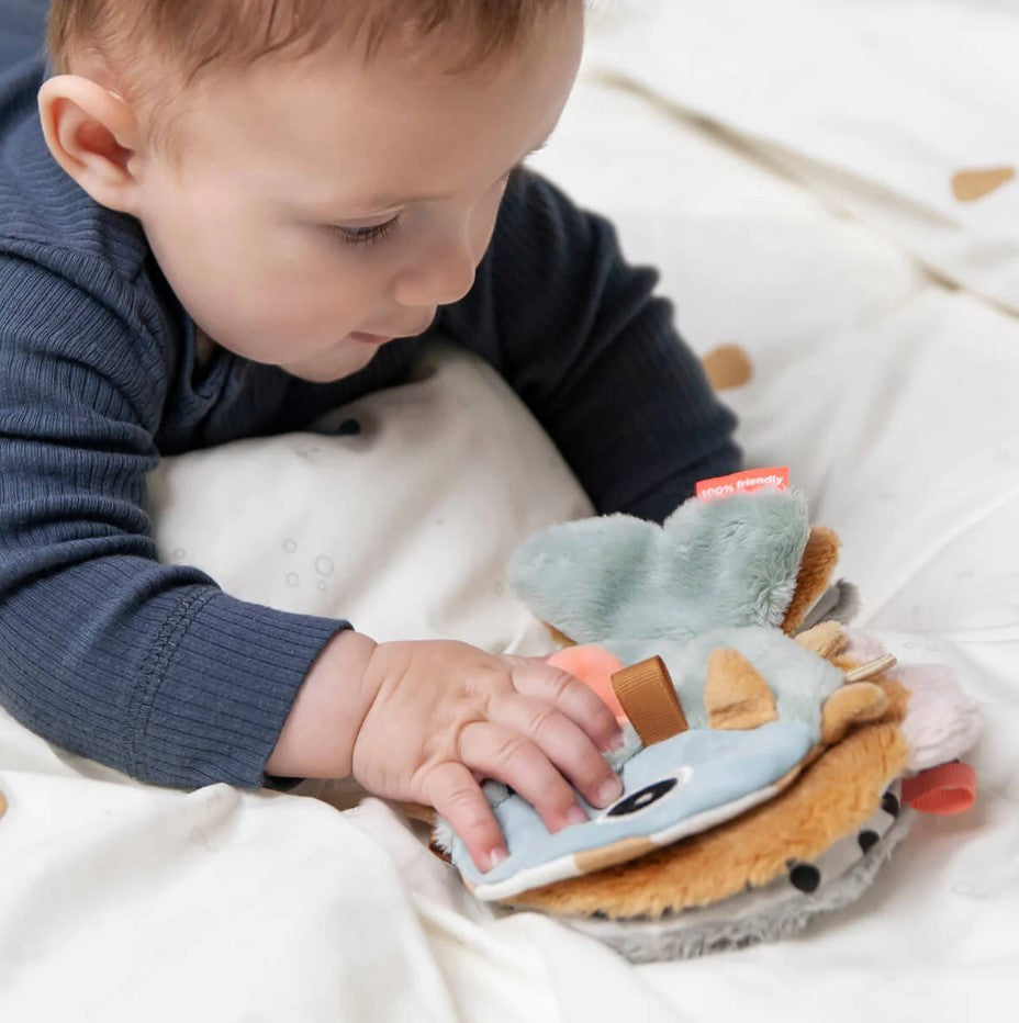 Libro sensorial Done By Deer sea friends