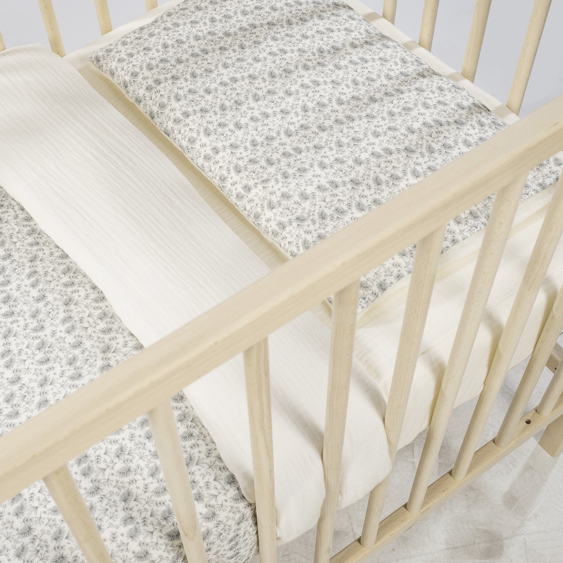 Edredón, bajera y almohada cuna 120x60 Walking Mum Gala