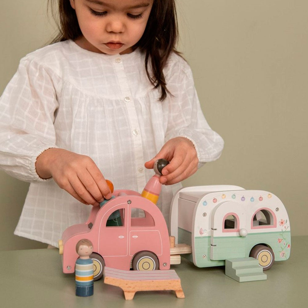 Set Coche y Caravana Little Dutch FSC