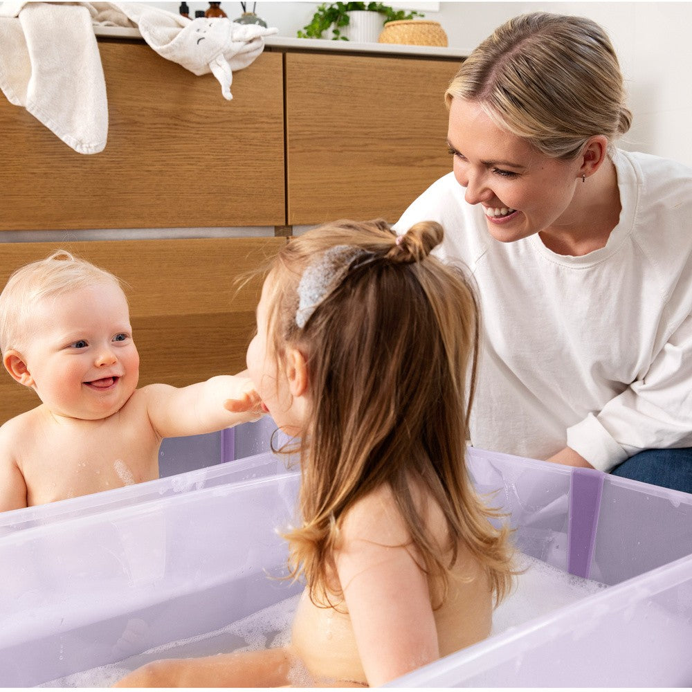 Bañera Stokke Flexi Bath termosensible con patas