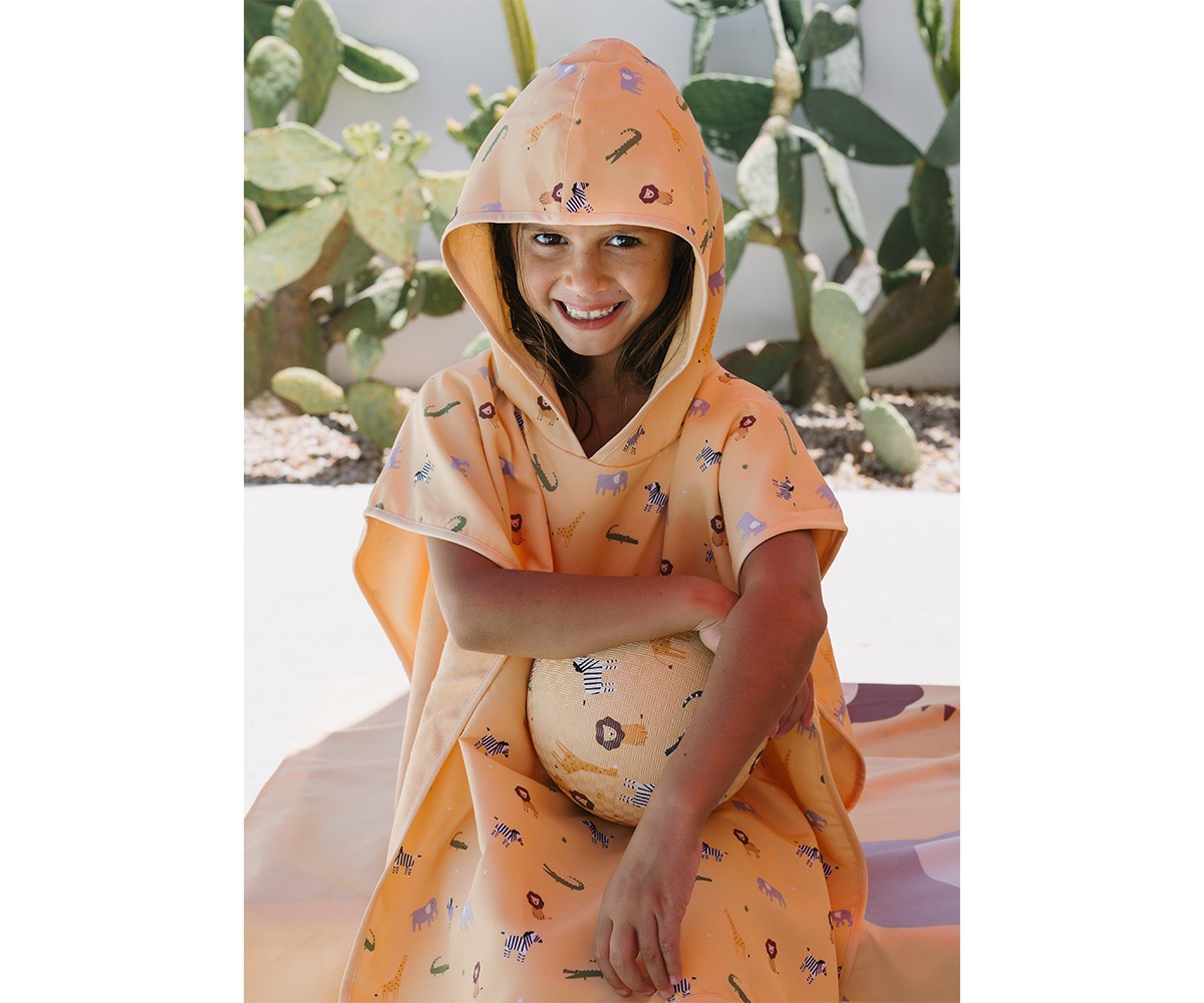 Poncho Monnëka Wild Animals