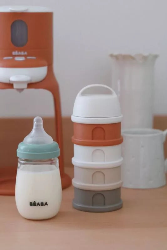Dosificador de leche apilable Beaba 4 compartimentos