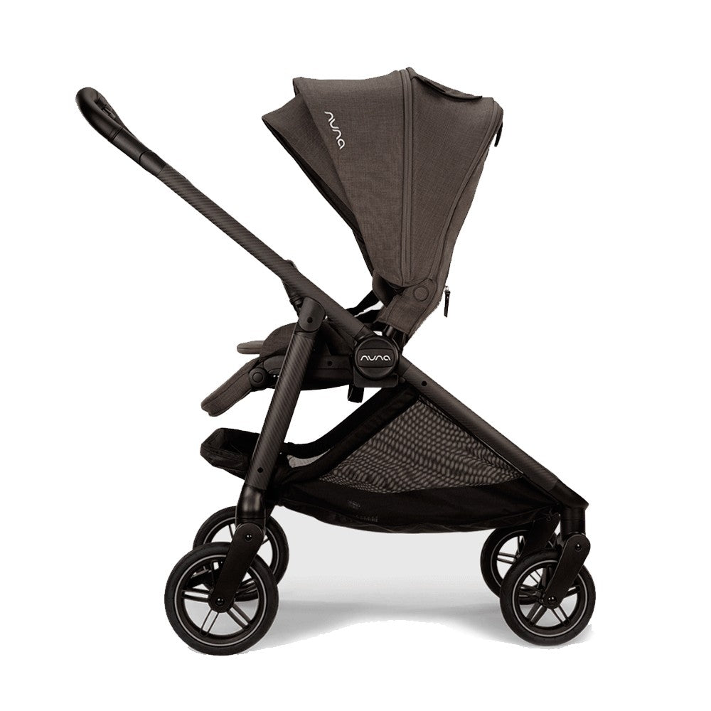 Configura tu coche Nuna Swiv 360º con fibra de carbono