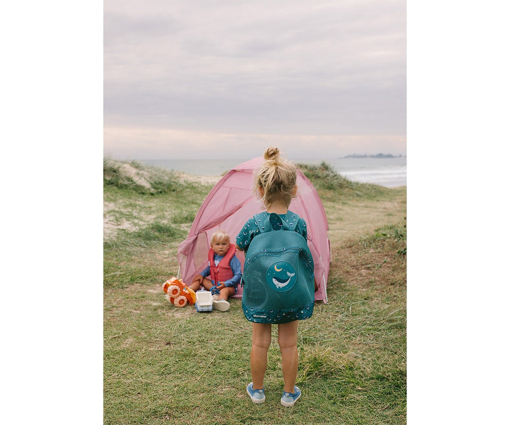 Mochila Infantil Antiarena Monnëka Whale Teal