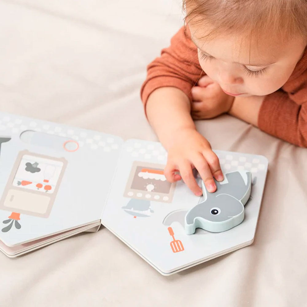 Libro casita Interactivo Done by deer Elphee deer friends