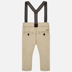 Pantalon chino Mayoral pique tirantes