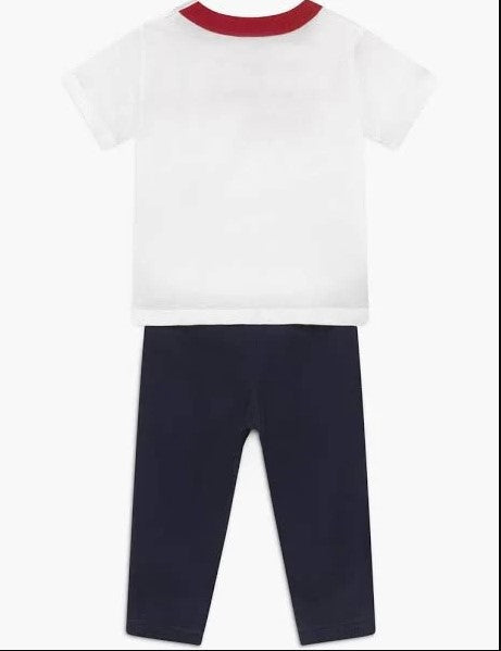 Conjunto Levis Jogger y camiseta