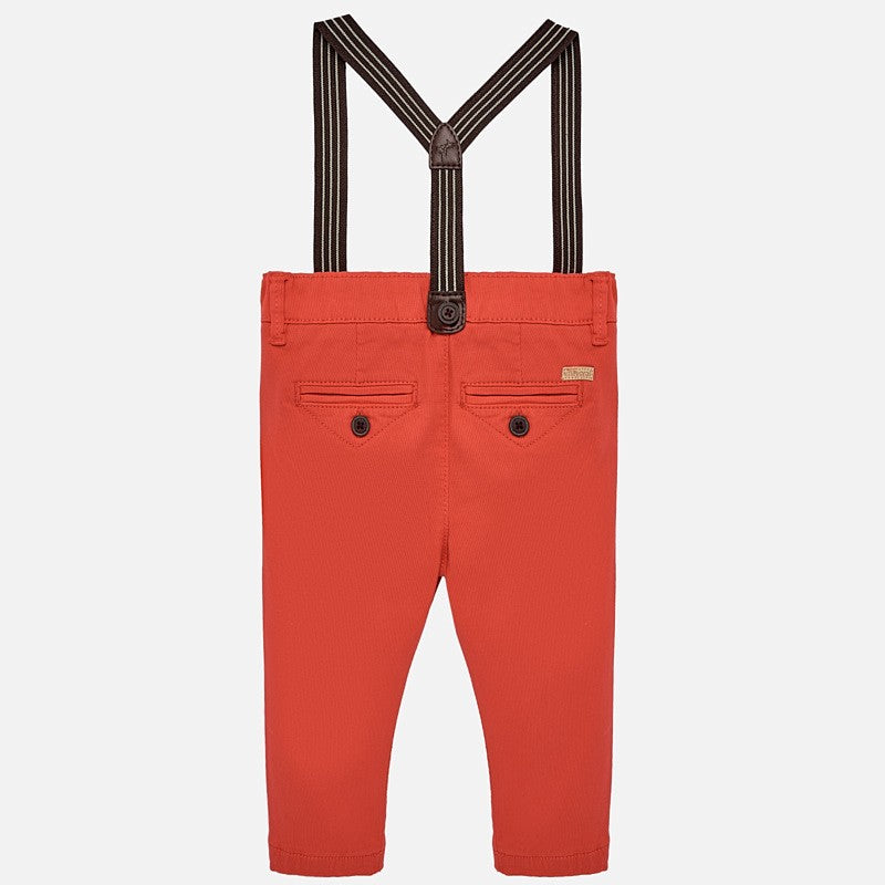 Pantalon chino Mayoral pique tirantes